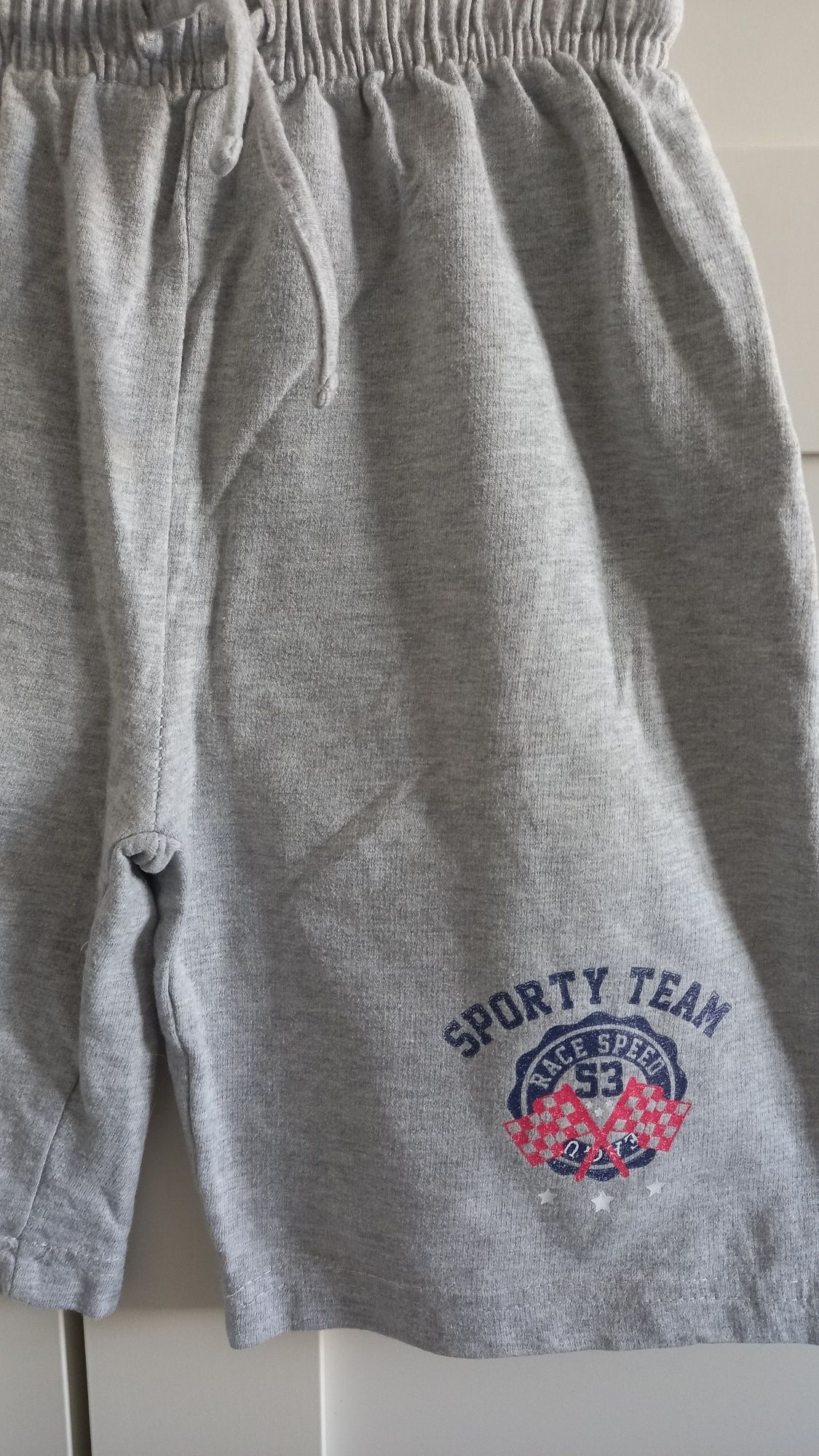 Krótkie spodenki chłopiec  szorty r.122/ 6 lat