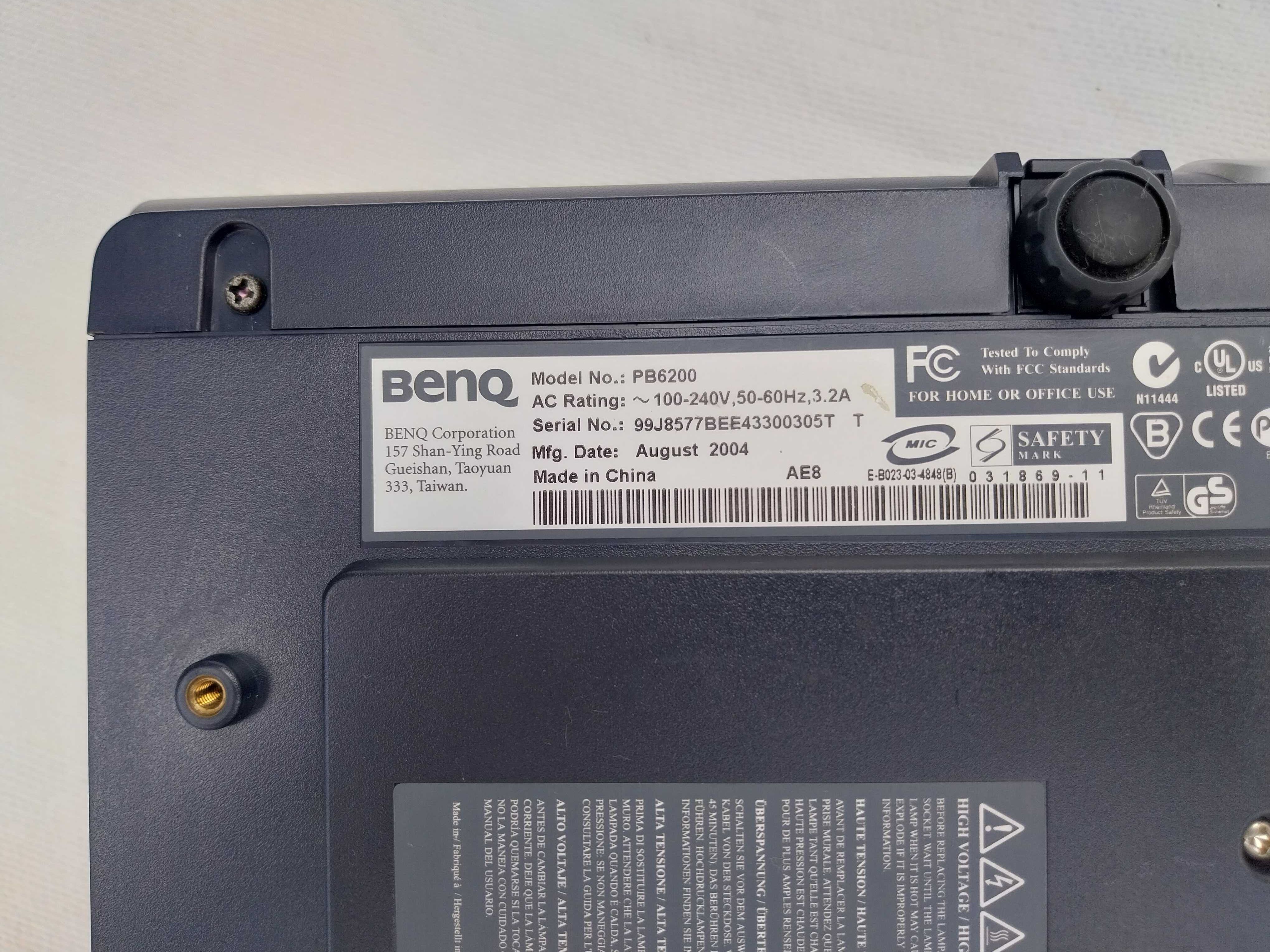Videoprojector BENQ PB6200 com estojo