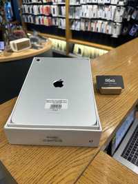 Вживаний iPad 10.9 64gb Wi-Fi Silver (MPQ03) 2022