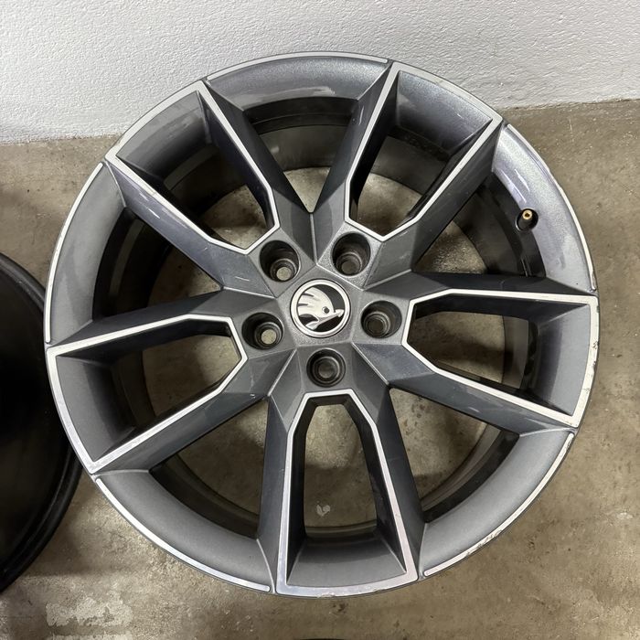 Alufelgi 5x112 18" Skoda Octavia III RS Oryginalne