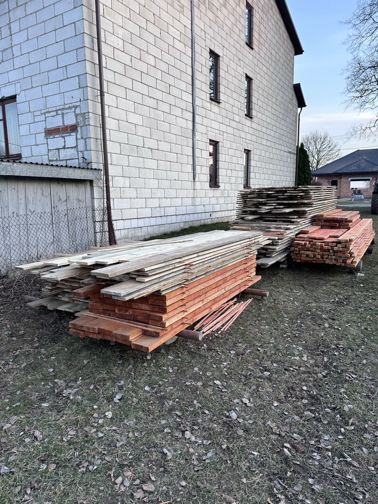 Stemple i deski budowlane