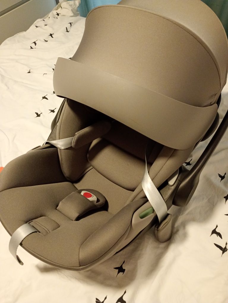 Sprzedam fotelik Cybex Cloud G I- Size 400 zł