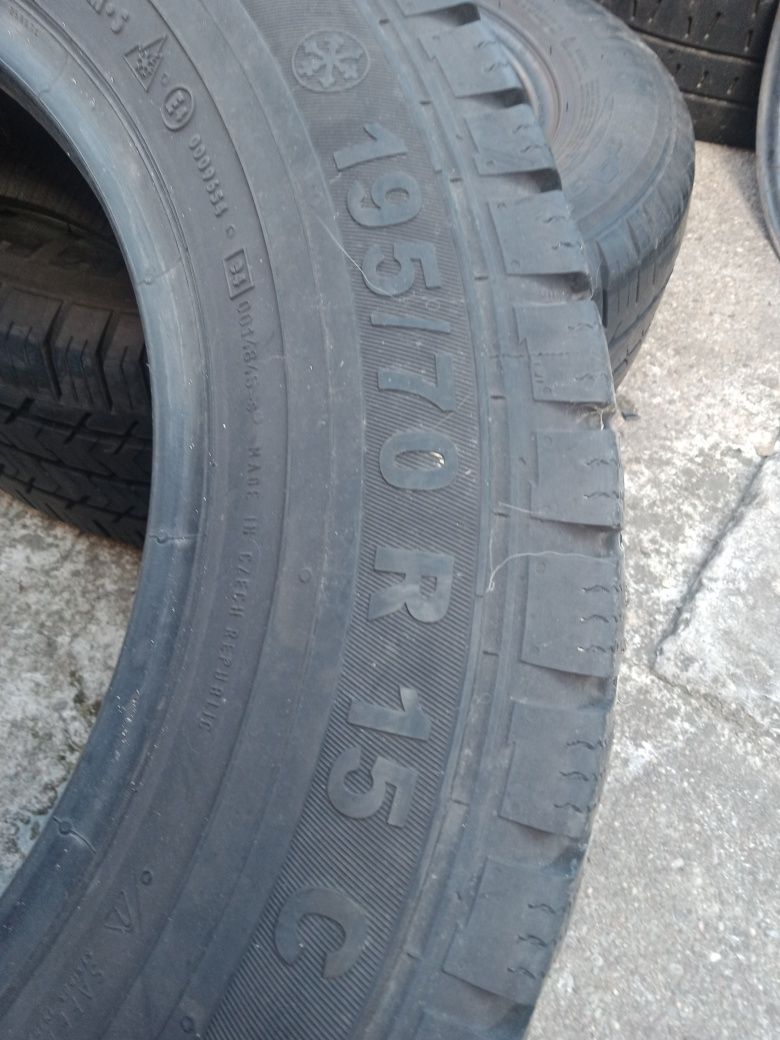 Semperit 195/70R15 C van grup  1 szt bus