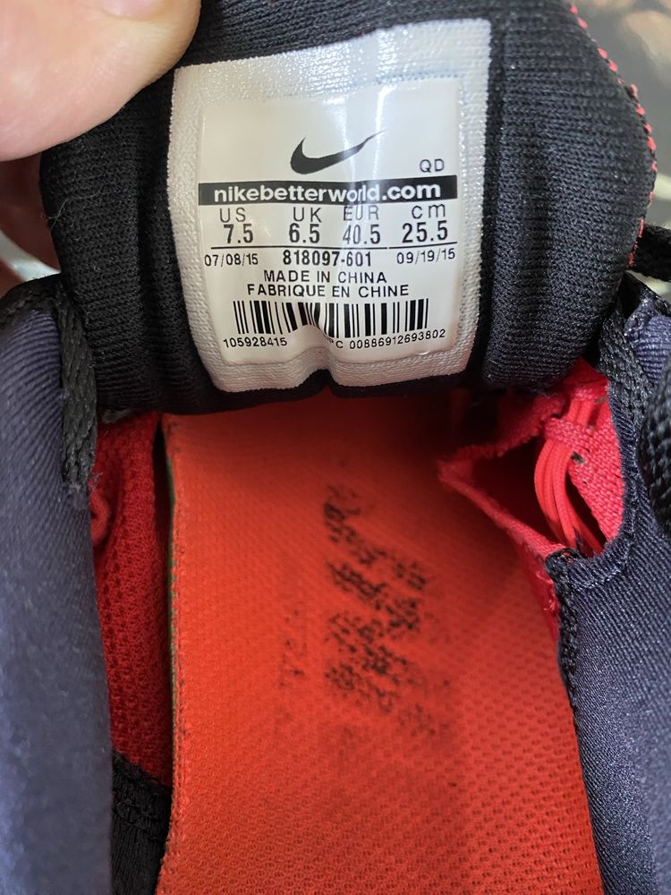 Орігинальни Крассовки Nike Lunar Tempo Орігинал  40.5р.