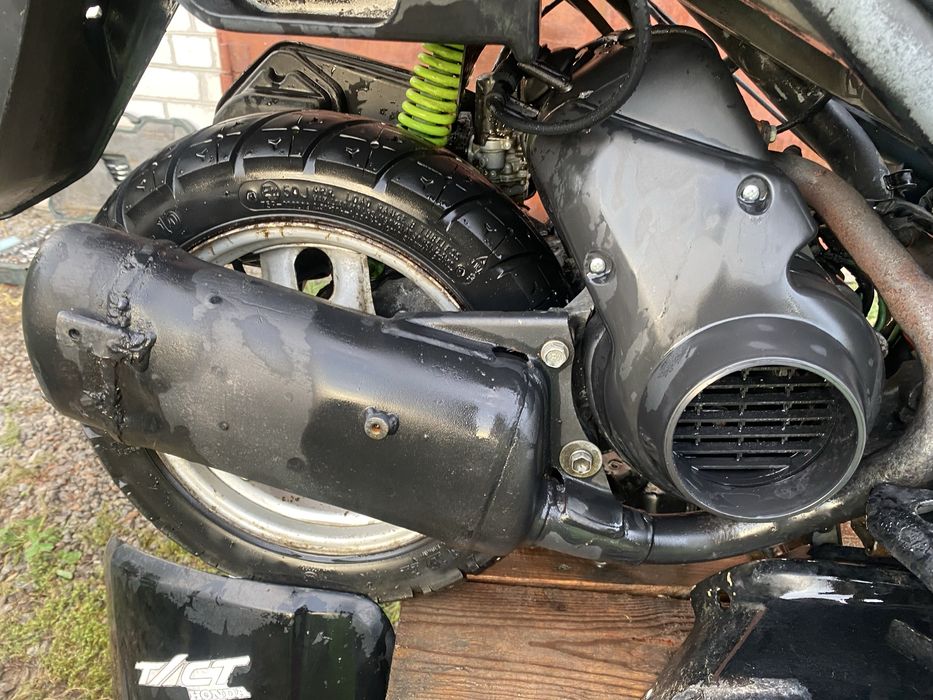 Двигатель на скутер Honda Tact AF-24