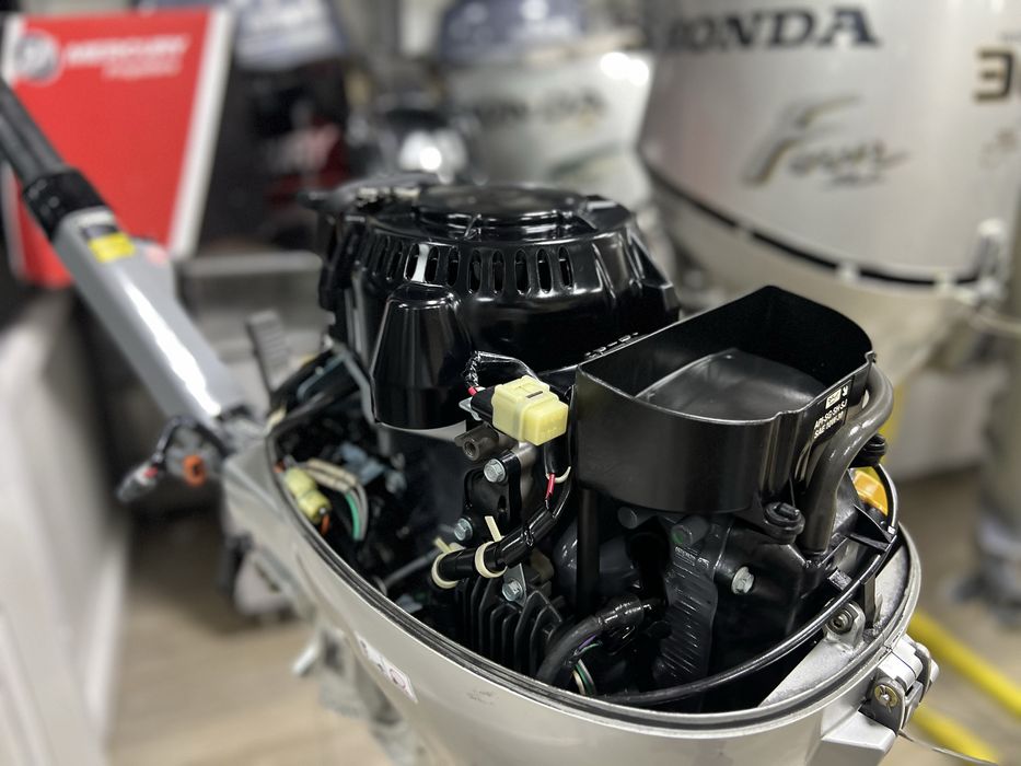 Лодочний мотор Honda BF-8-10