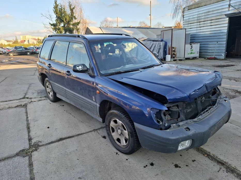 Subaru Forester 2.0 LPG 4x4 Klima Elektryka wspoma Hak holowniczy