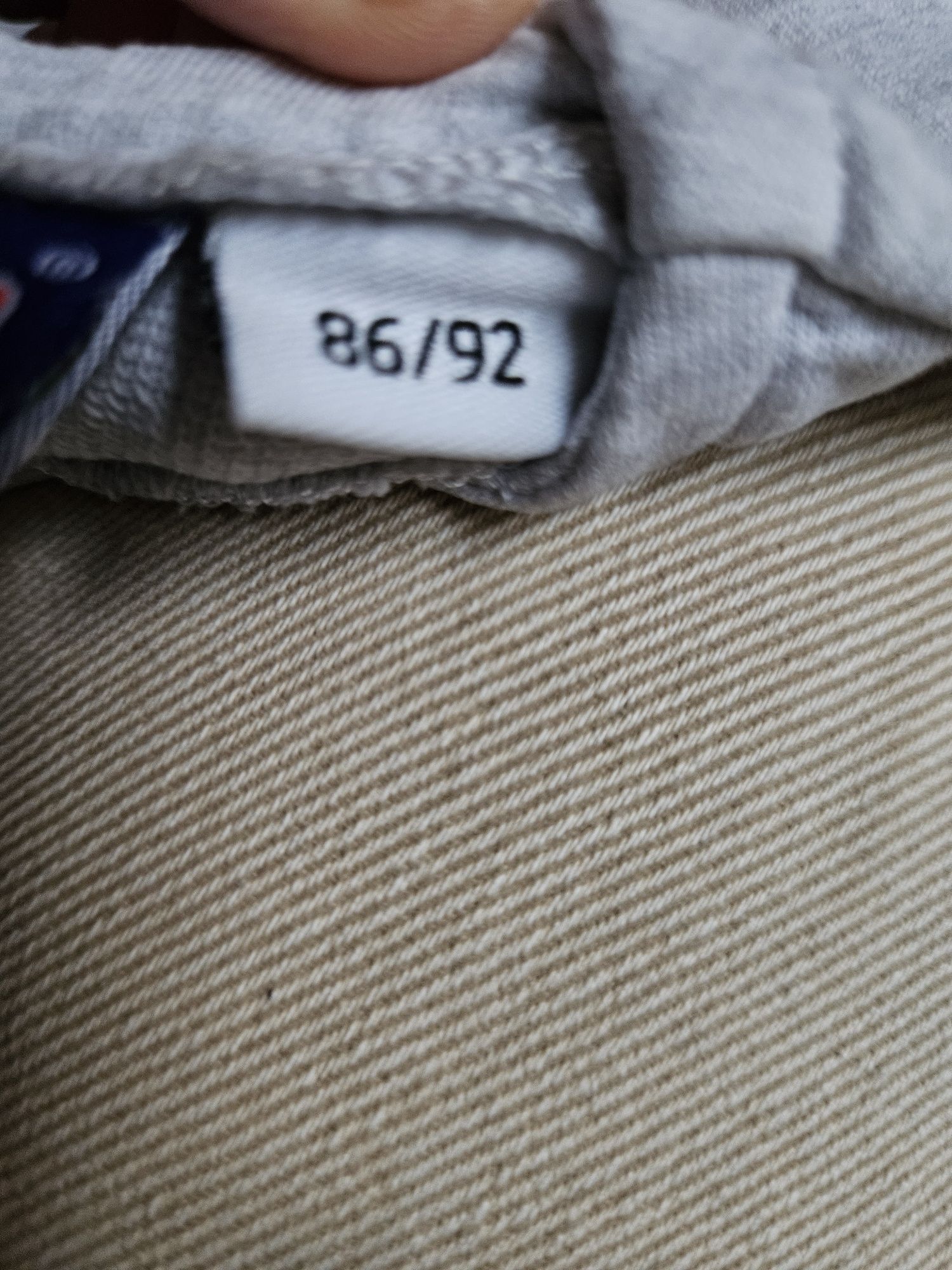 Bluzy dla dziewczynki r. 92