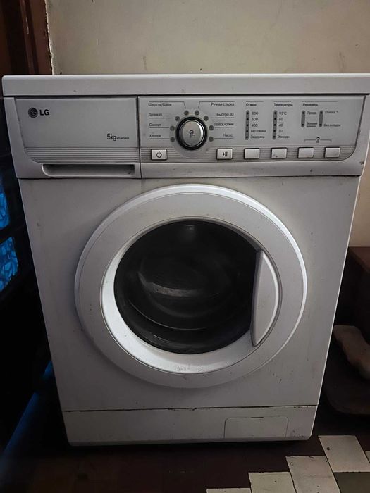 Пральна машина LG  5кг