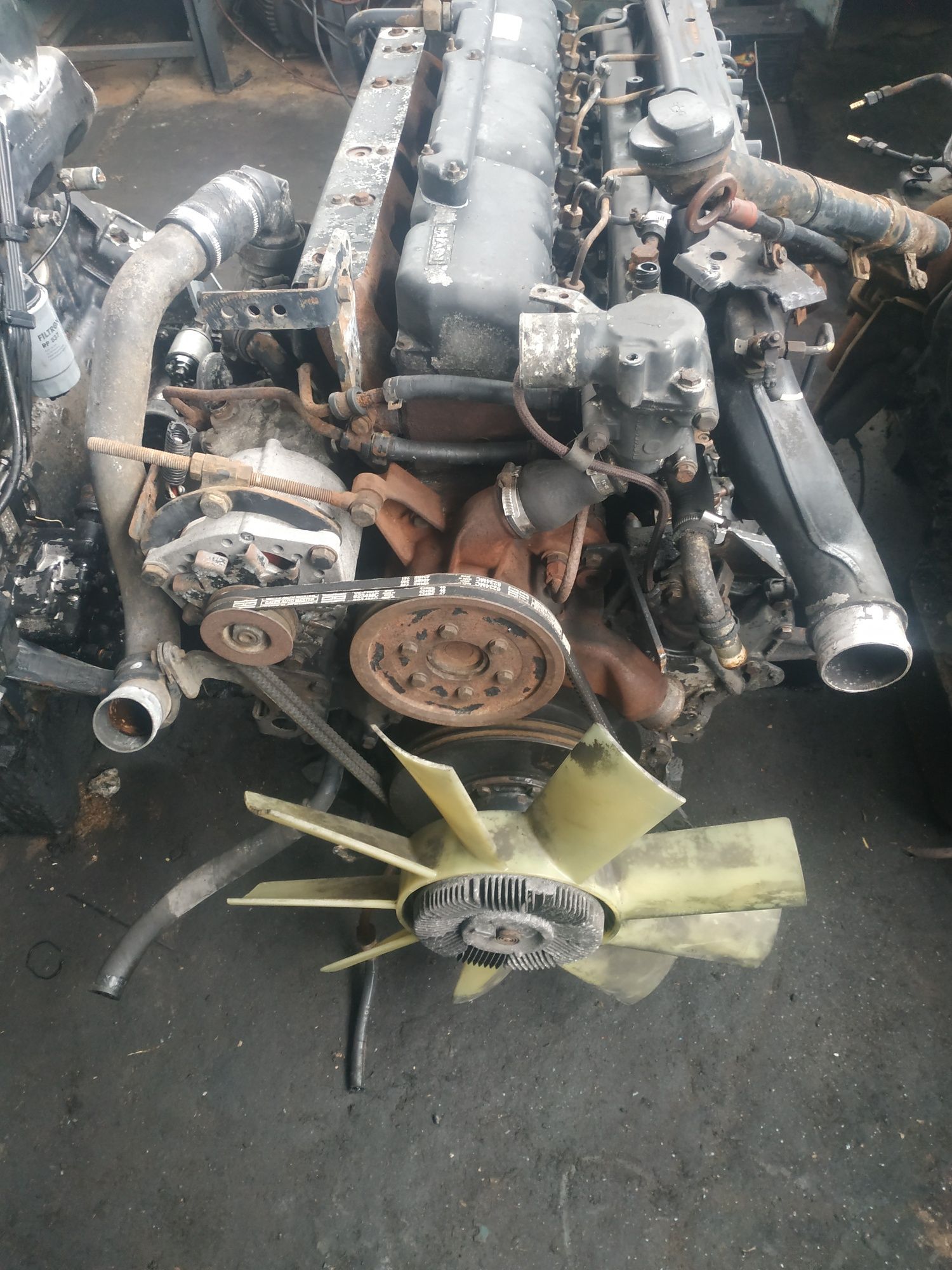 Мотор двигун МАН D 0824 0826 tyrbo на ЗІЛ  ГАЗ ПАЗ КАМАЗ  МТЗ  80, 82