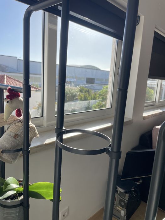 Floreira amovivel preto com suporte vasos