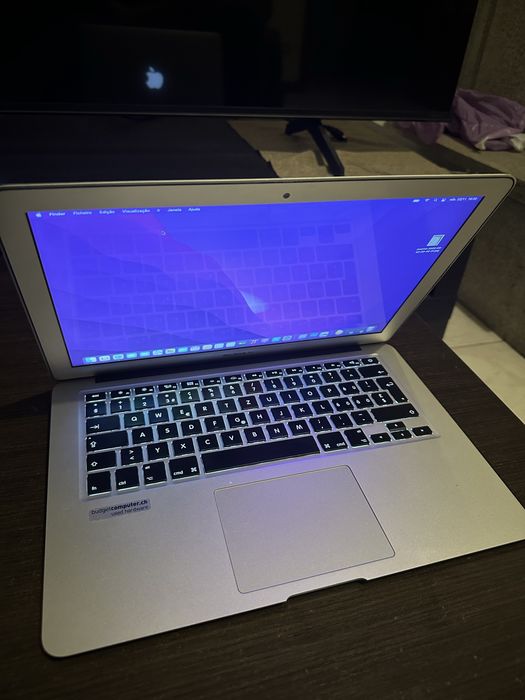 Macbook air i5 em perfeito estado
