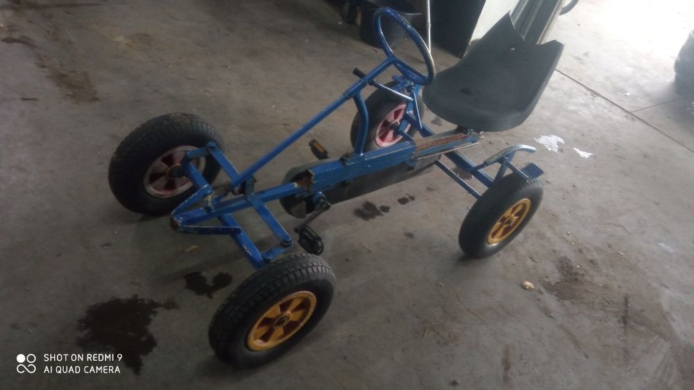 Gokart na pedały. Pompowane koła