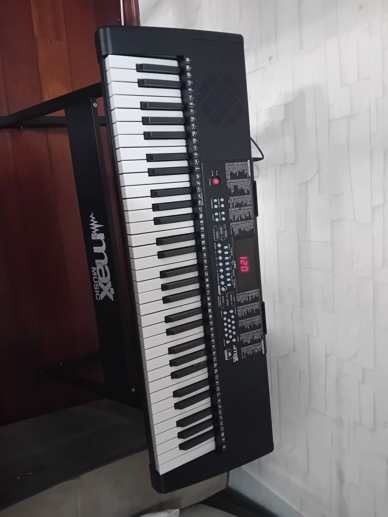 Piano teclado da max