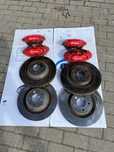 Komplet zacisków hamulcy Brembo   Dodge Charger Challenger 5.7 6.4 SRT