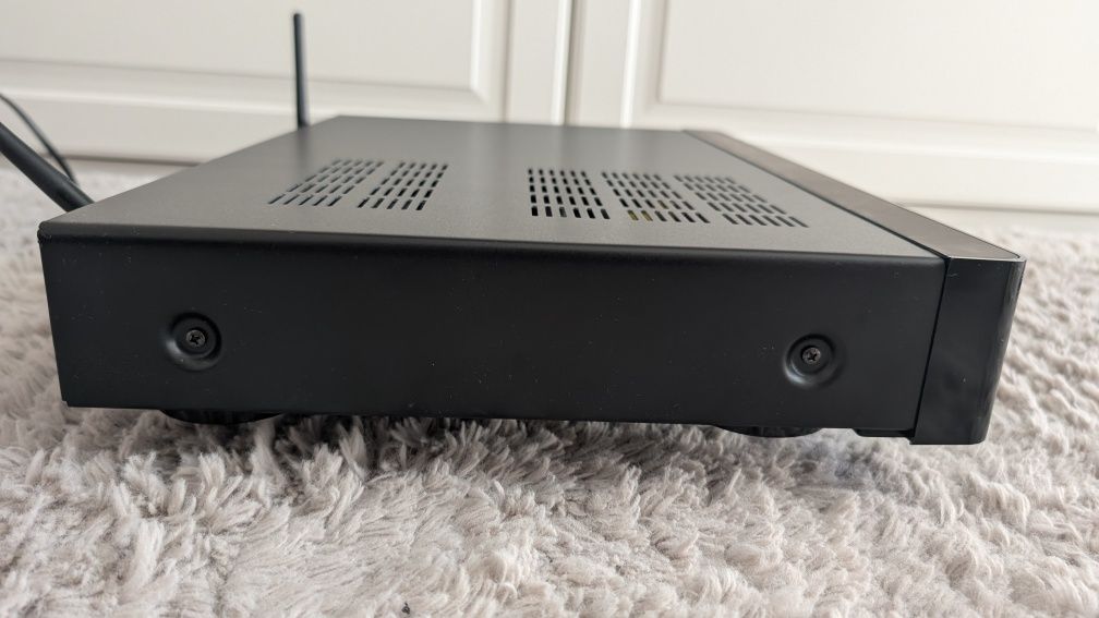 Wzmacniacz  stereo Onkyo TX-L20D HDMI 4K Spotify Tidal Bluetooth