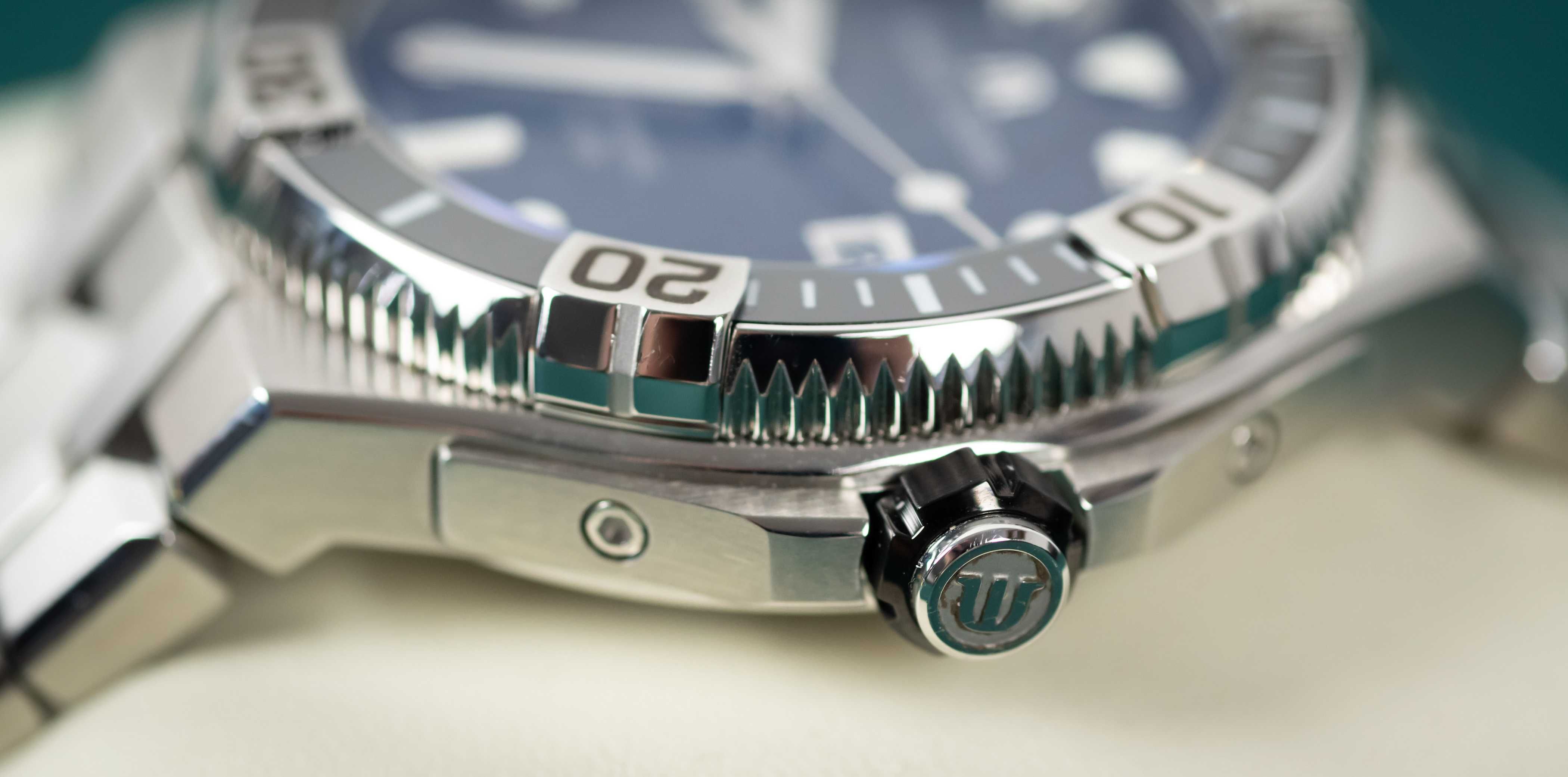Maurice Lacroix Aikon Venturer 43mm AI6058-SS002-330 - 2 Czarny NOWY