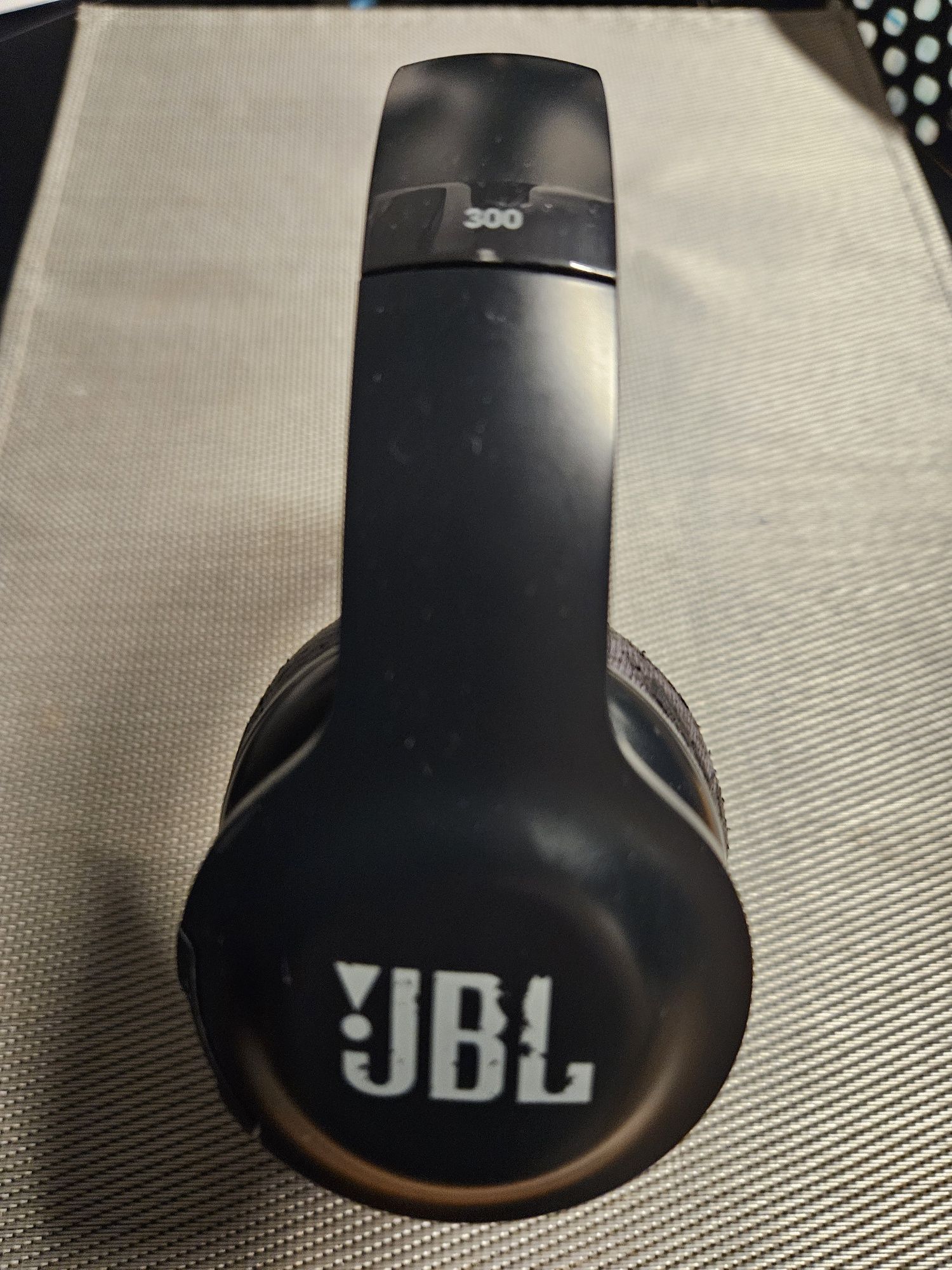 Słuchawki bezprzewodowe JBL EVEREST 300