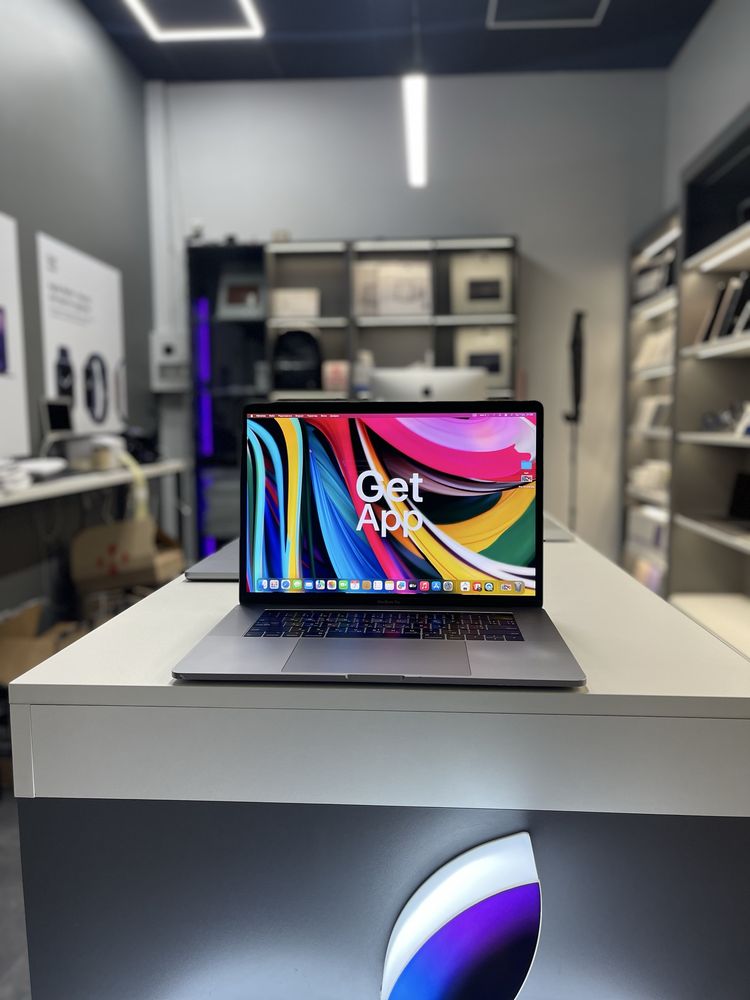 Ноутбук MacBook Pro 15” 2018 i7 16 ОЗУ 512GB SSD стан  7.5/10 #67216