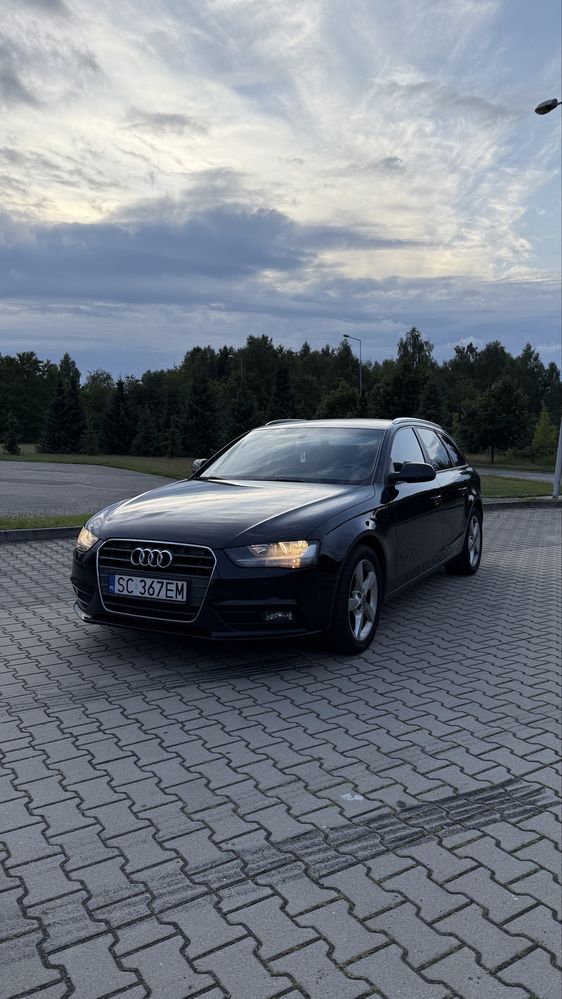 Audi a4b8 2012 rok 2.0 TDi