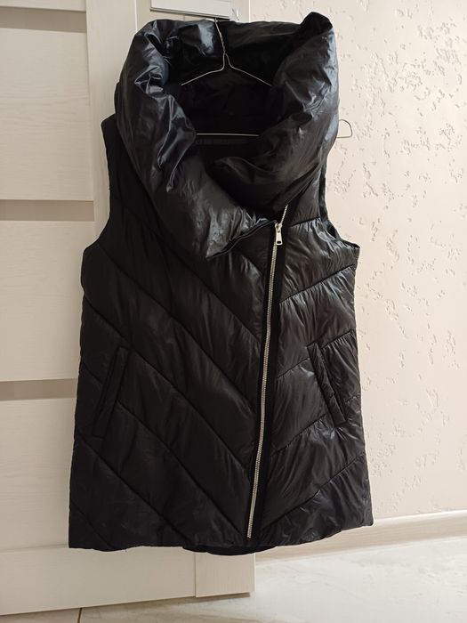 Стеганная жилетка, теплая жилетка, длиная жилетка размер 42-44