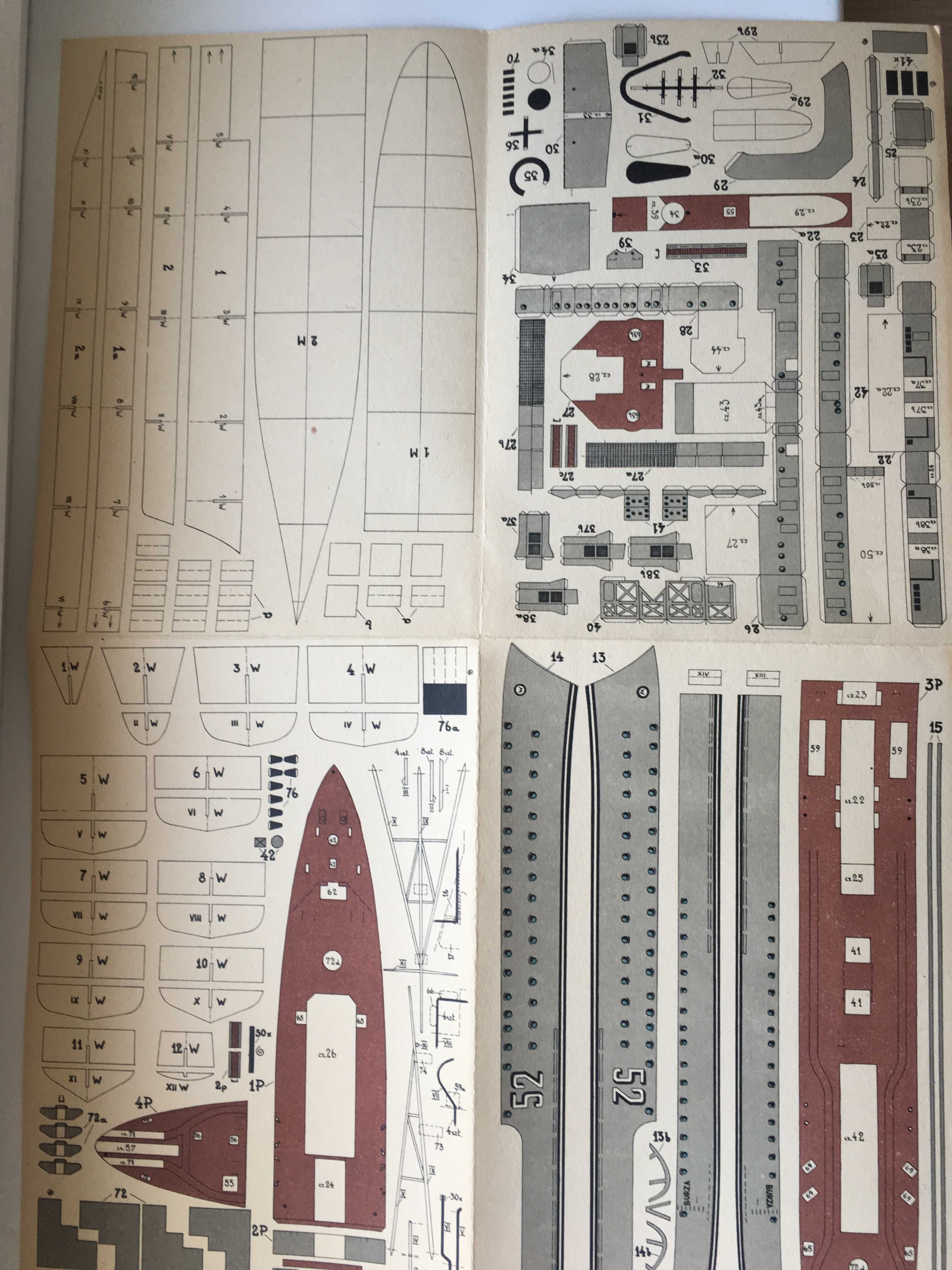 Mały modelarz ORP "Burza"