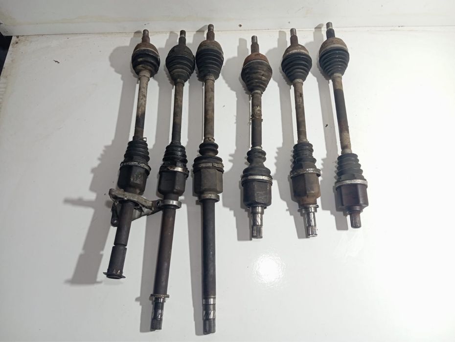 Renault Scenic 2 Megane 2 піввісь