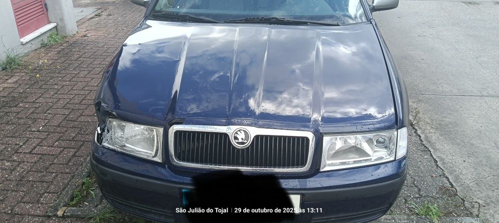 Skoda Octavia 1.9 circulavel(acidentado)