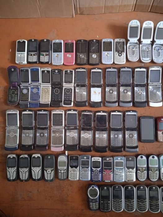 Motorola rock e1 , e398 , L6 , L7 , L2 , razr v3 , razr v3i , v500