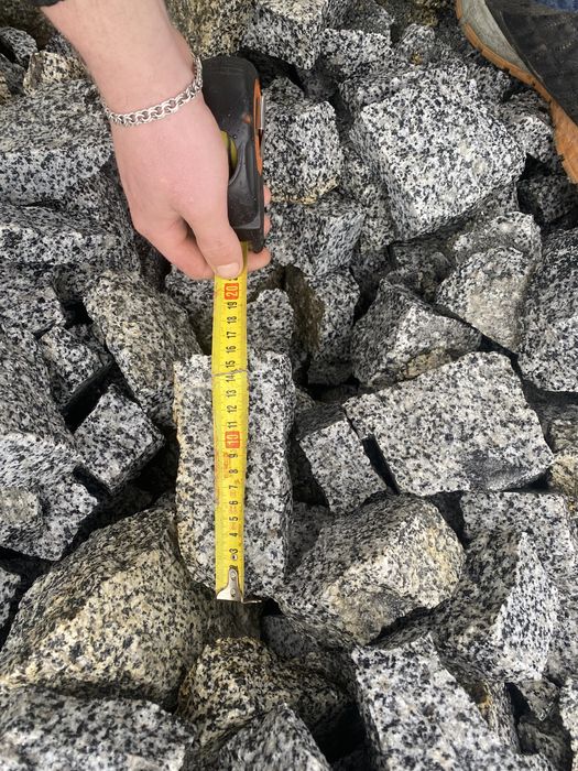 Бутовий камінь. Бут. Шашка. Покостовка. Габро