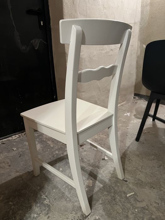 Sprzedam krzesła z ikea po 4 szt