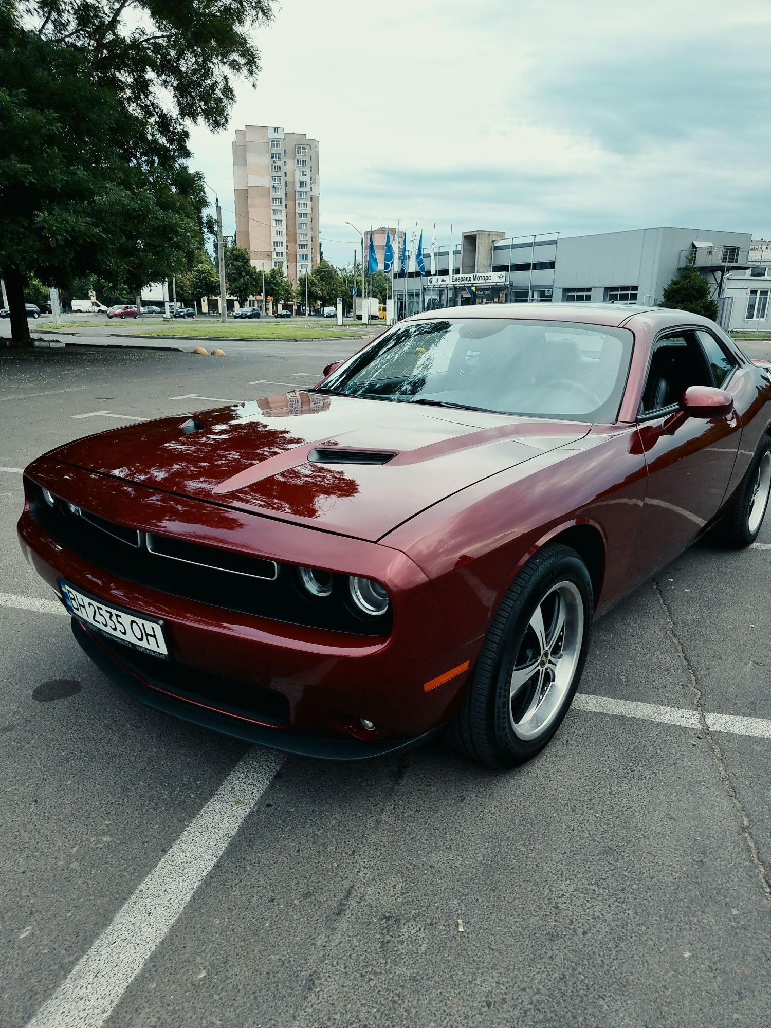 Ракета легенда /Полный привод/ Dodge challenger GT AWD 3,6 2018 123к