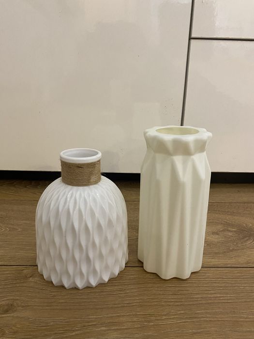 Пластикові вази