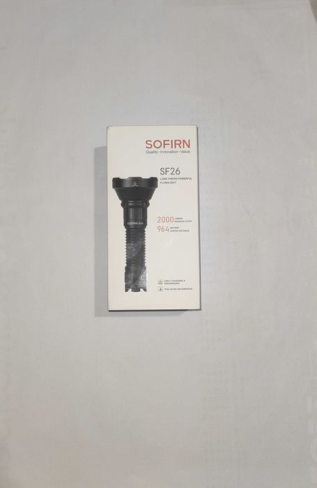 Latarka LED Szperacz Sofirn SF26 2000 lumenów zasięg 1000m zestaw