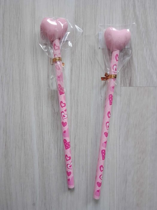 Ołówek z gumką - nowy