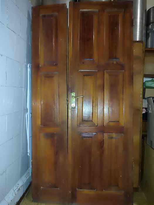 Продам деревянные двери массив сосны