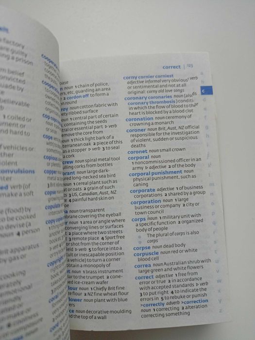 Словник з англійської мови Collins School  Dictionary in colour