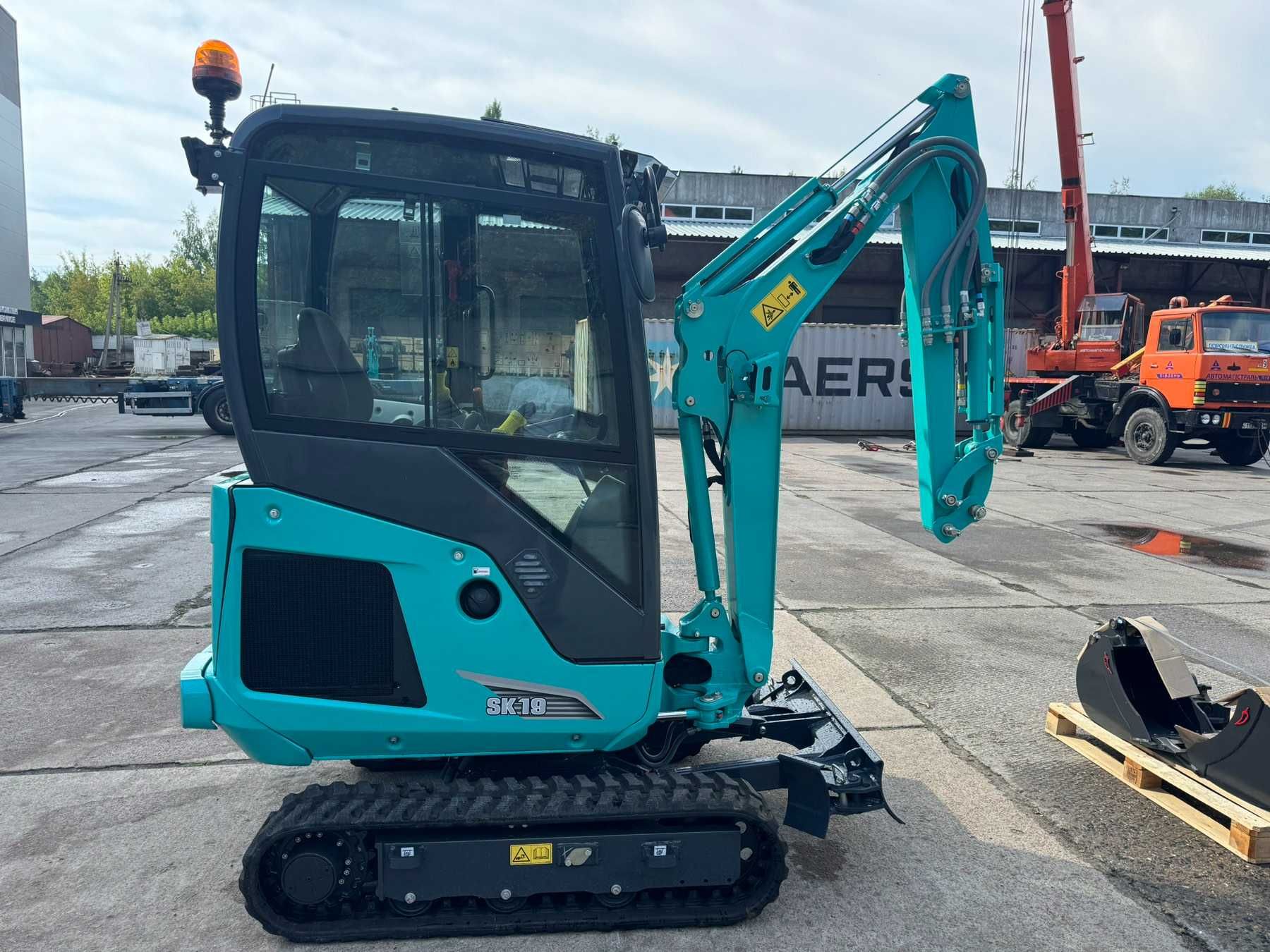 Новий міні екскаватор KOBELCO SK19 2 тони Японія JCB CAT KUBOTA
