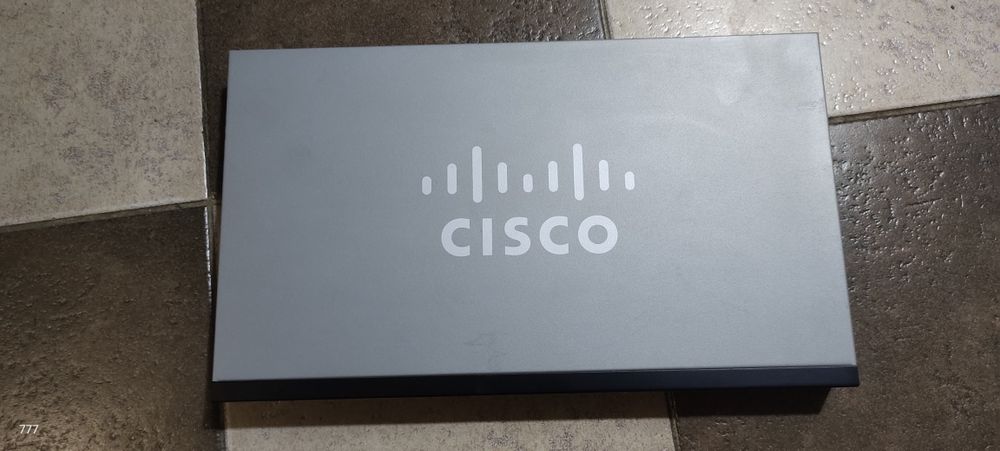 Коммутатор CISCO