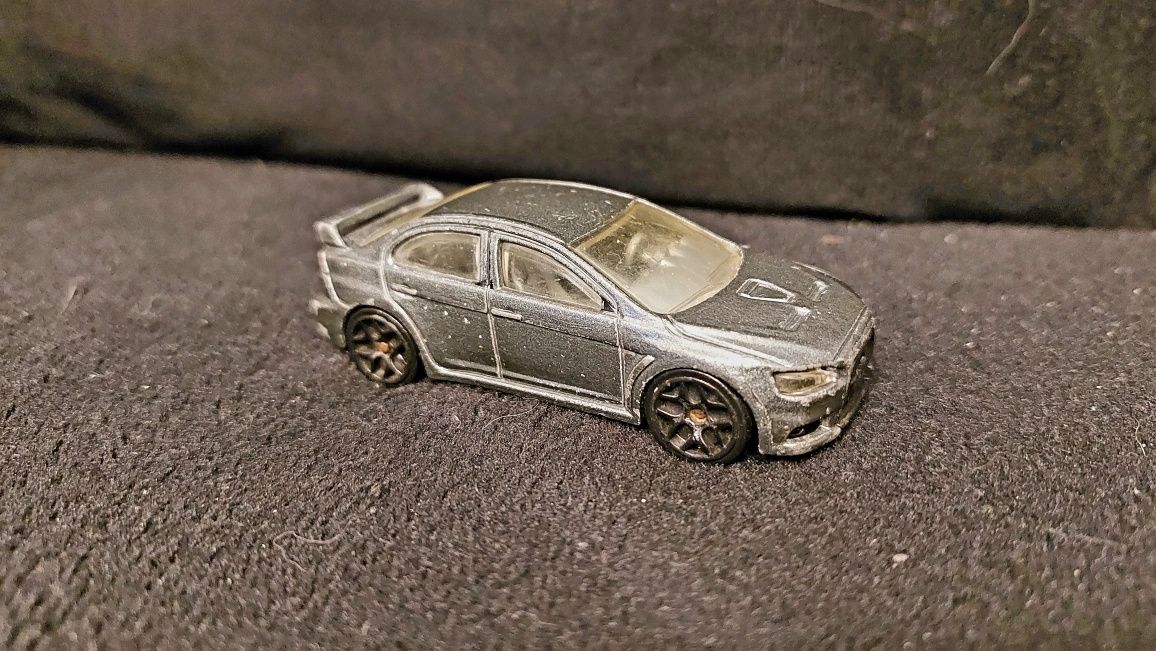 Hot Wheels 2008 Mitsubishi Lancer Evolution EVO