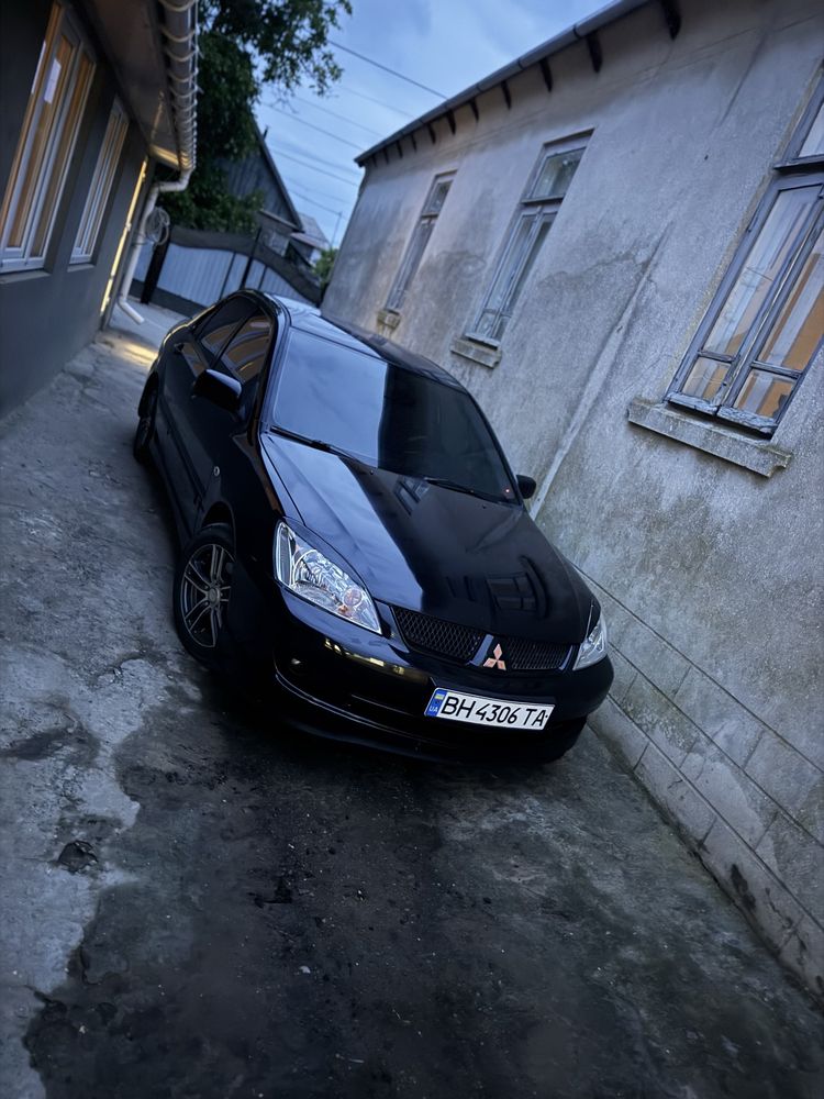 Mitsubishi Lancer 9 2.0  В доброму стані