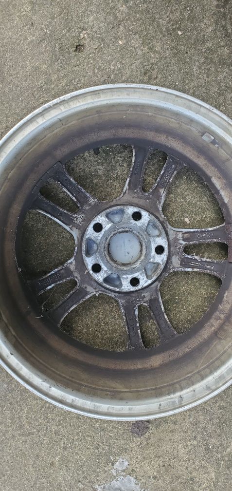 Продам титани р 15