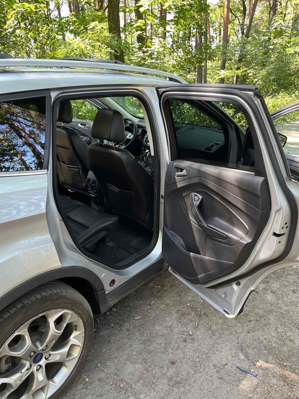 Авто Ford Escape 2014 Titanium
