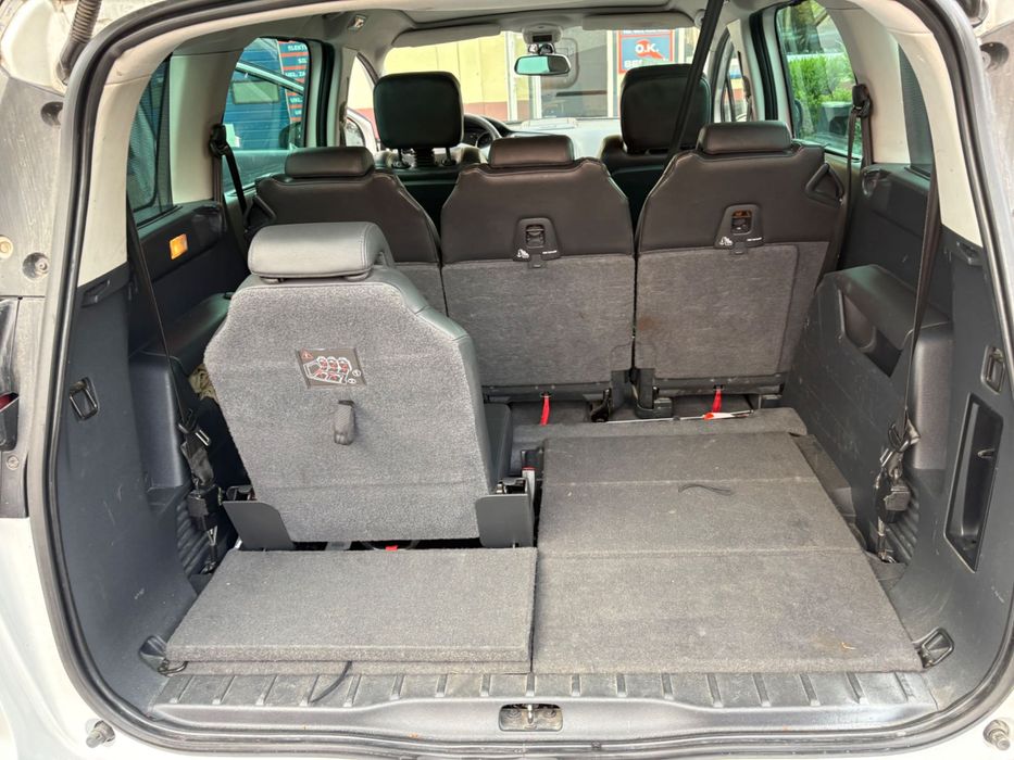 Peugeot 5008 7 osobowy