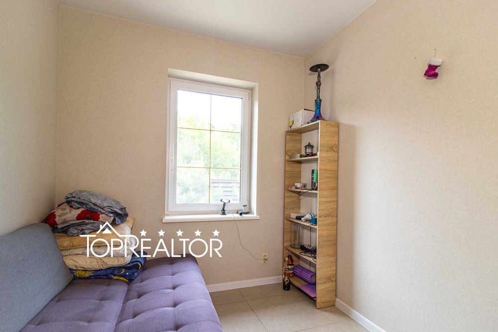 Продам 2-поверховий будинок з ремонтом Флорінка-2 (Флоринка)