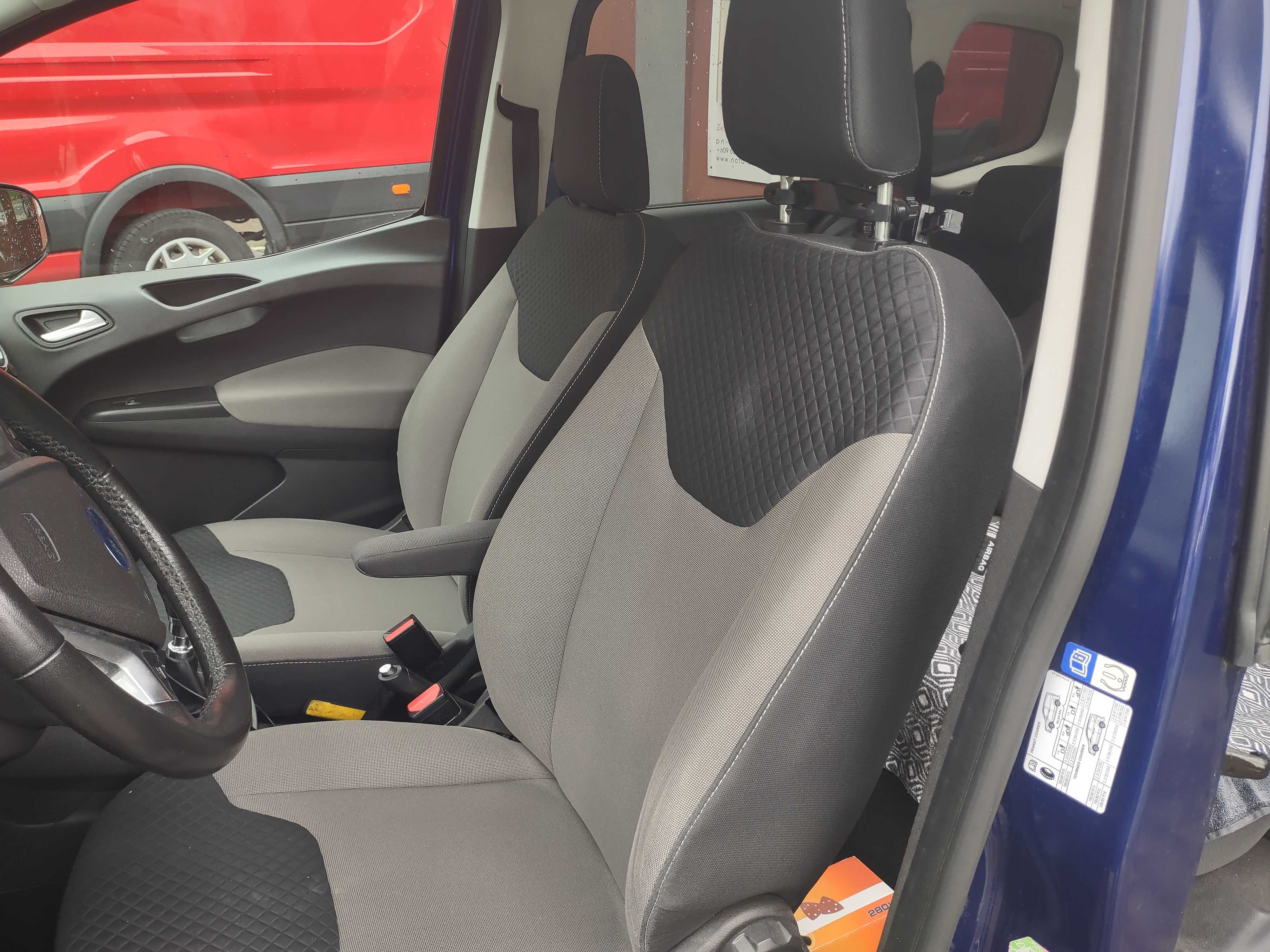 sprzedam samochód ford tourneo courier