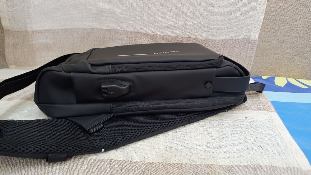 Сумка бананка нагрудна рюкзак, якісна функціанальна і стильна нова