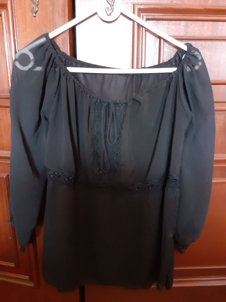 Blusa Preta  (M)