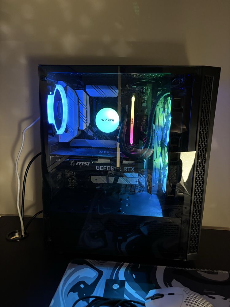 PC GAMING (+ monitor, rato, teclado e microfone)