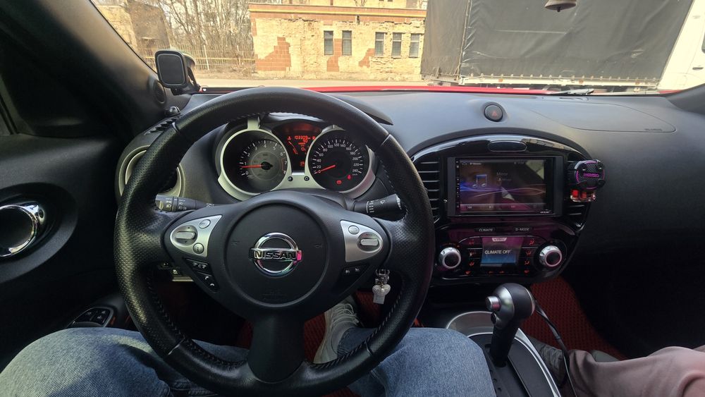 Автомобіль Nissan juke 2017 р 1.6 ніссан